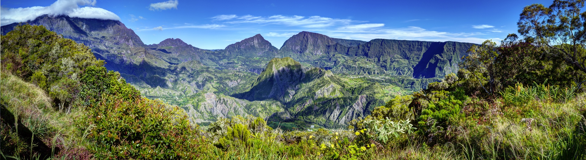Réunion Island hut-to-hut traverse