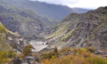 Réunion Island hut-to-hut traverse